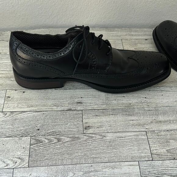 Chaps Black Leather Wingtip Shoes Size 11 NWT main image 9